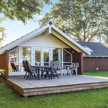Сasa de vacaciones Impresionante Casa En Con Sauna